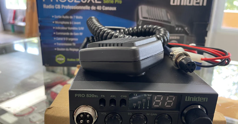Uniden PRO520XL 40-Channel Mobile CB Radio-featured