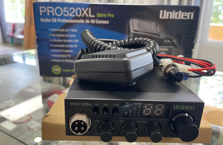 Uniden PRO520XL 40-Channel Mobile CB Radio User Manual
