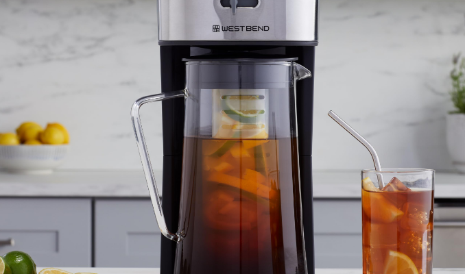 West Bend Back To Basics Iced Tea Maker-featured