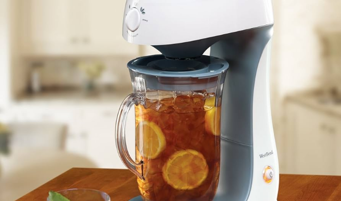 West Bend L5738 Iced Tea Maker with Infusion Tube-featured