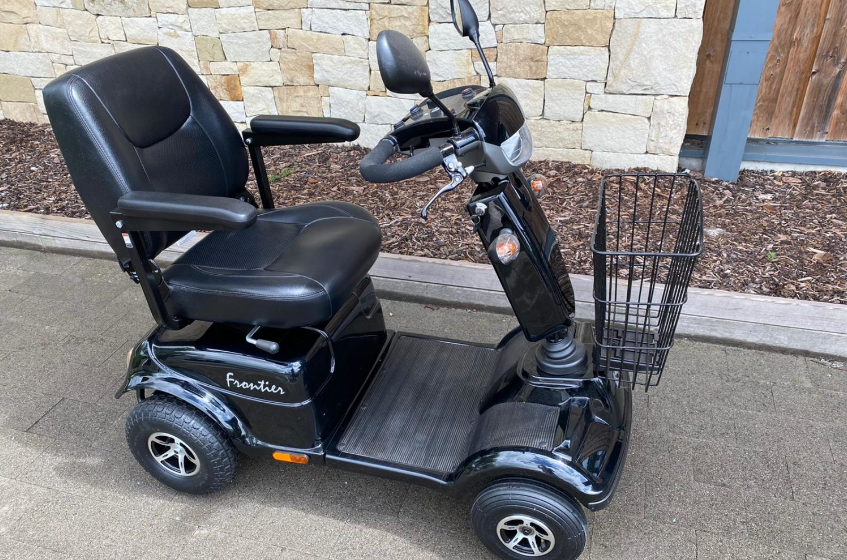 Electric Mobility Rascal 600T Three Wheel Scooter-featured