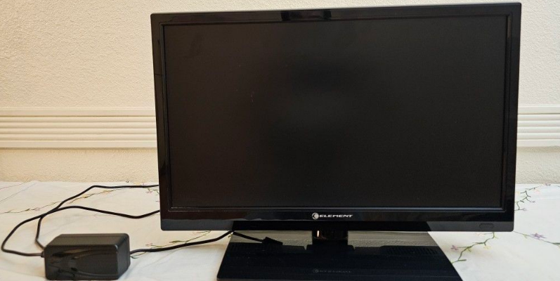 Element ELEFW195 LED TV-featured