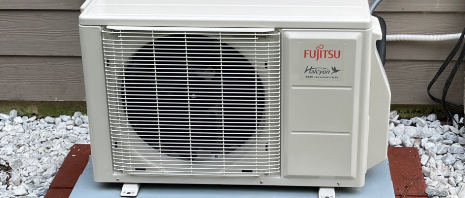 Fujitsu AOU24RLXFZ Outdoor Condenser-featured
