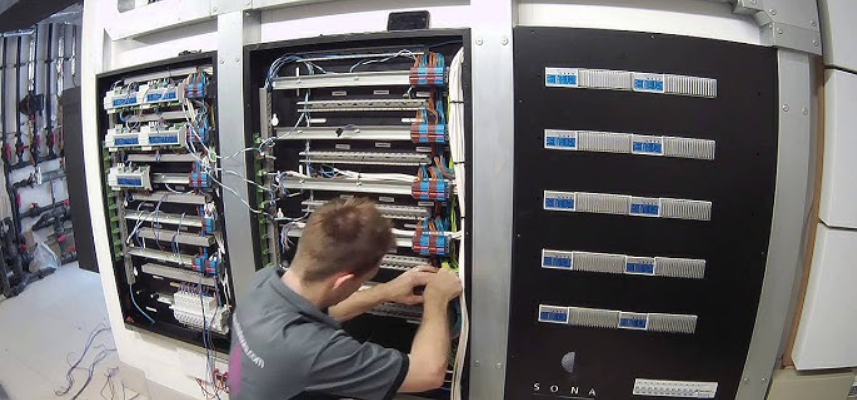 Lutron PD8-65A-120L3-15 Din Breaker Panel-featured