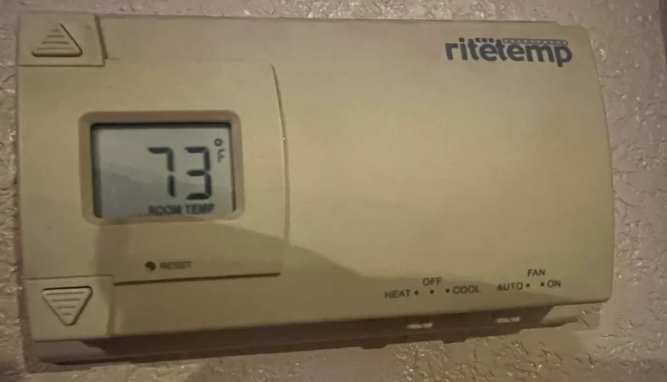 RiteTemp 8029B Thermostat-featured