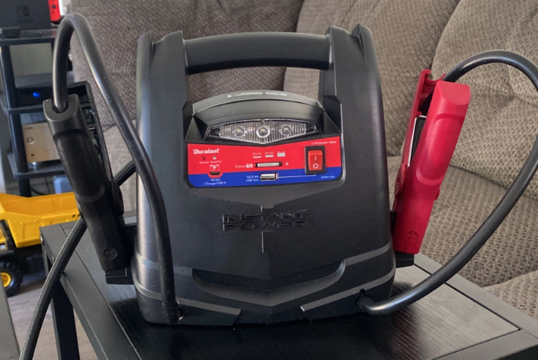 Schumacher DL-1200AC Lithium Ion Jump Starter-featured