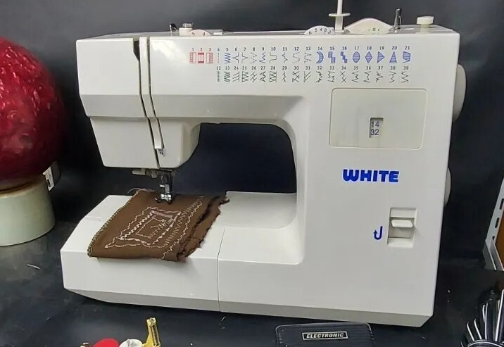 White 2037 Sewing Machine Instruction Guide