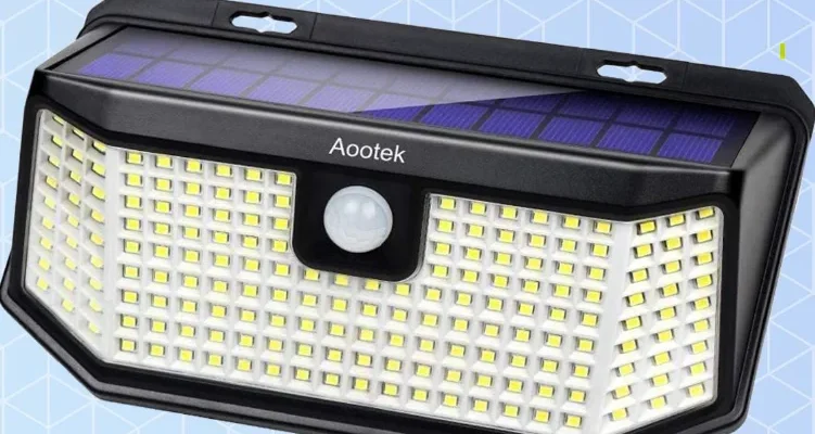 Aootek GT44T5 182-LEDs Solar Light ser Manual feat