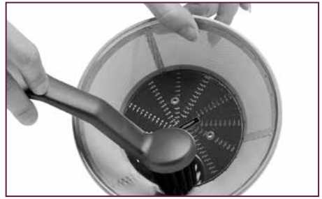 Breville BJE510XL Multi-Speed Juice Fountain User Manual 13