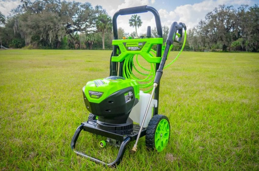 Greenworks GPW-2300 PSI Pressure Washer-featured