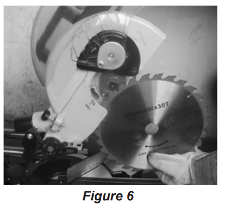 Harbor Freight 98199 Sliding Compount Miter Saw 9