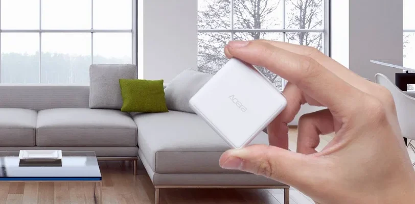 Aqara Smart Roller Shade Controller-featured