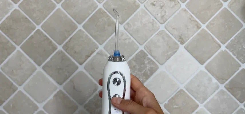 Dartwood Cordless Oral Irrigator User Manual Dartwood Cordless Oral Irrigator feat