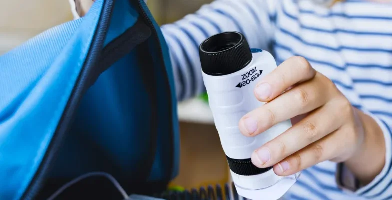 Dartwood Pocket Microscope User Guide Dartwood Pocket Microscope feat