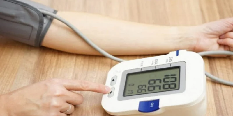 Dartwood Upper Arm Electronic Blood Pressure Monitor Instructions