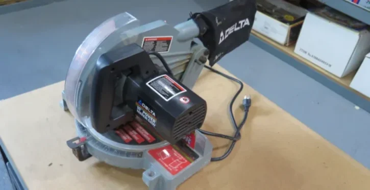 Delta 36-070 10-inches Power Miter Saw User Manual