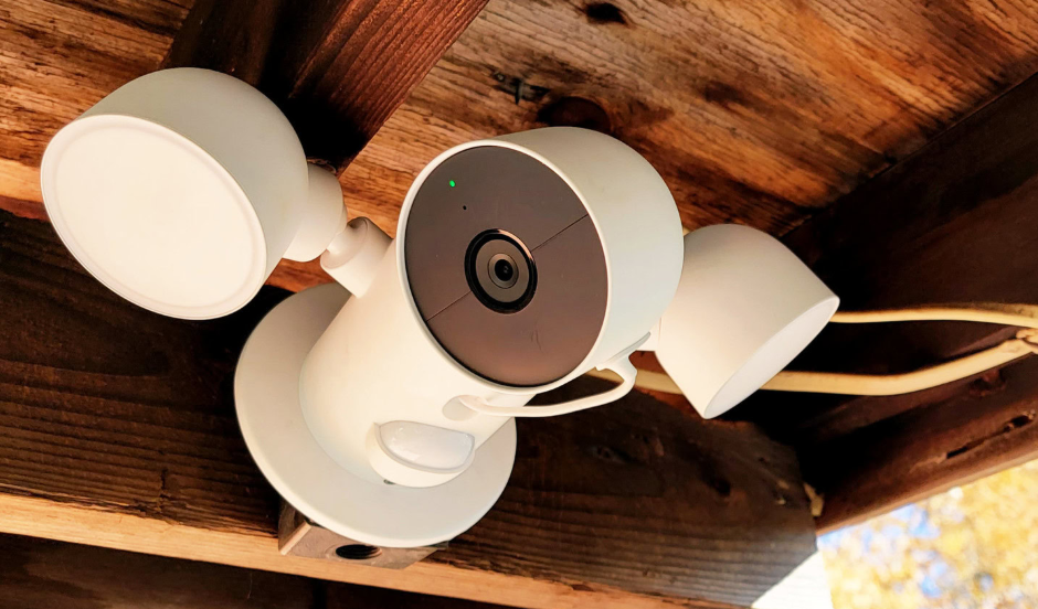 Google Nest Cam Floodlight-Battery in use