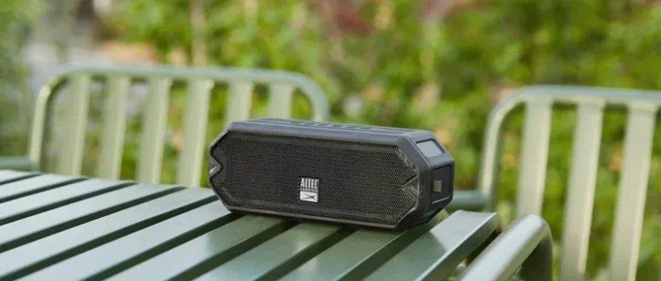 Altec HydraJolt Everythingproof Wireless Speaker-featured