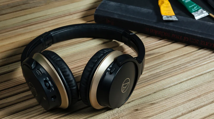 Audio-Technica ATH-AR3BTBK SonicFuel Bluetooth Headphones featured image