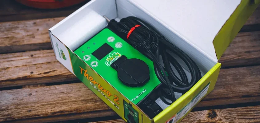 BIOGREEN THERMO 2 Digital Thermostat User Manual BIOGREEN THERMO 2 Digital Thermostat-featured