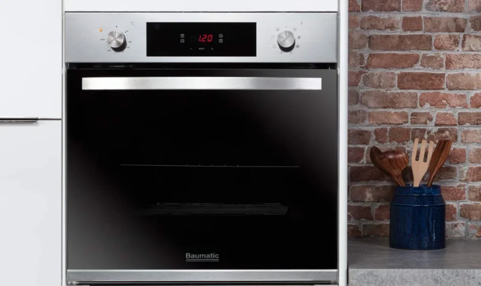 Baumatic BOMT608X 8-Function Electric Single Oven Manual feat