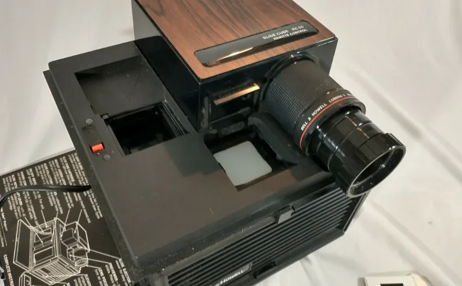 Bell and Howell RC55 Slide Cube Projector featured image