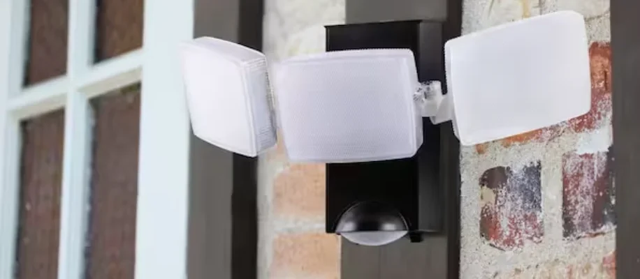 Defiant HB-2813 Battery-Operated Motion Light User Guide Defiant HB-2813 Battery-Operated Motion Light-fi