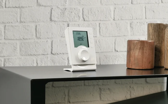 Delta Dore Tybox 137+ Wireless Programmable Thermostat User Guide Delta Dore Tybox 137+ Wireless Programmable Thermostat-featured