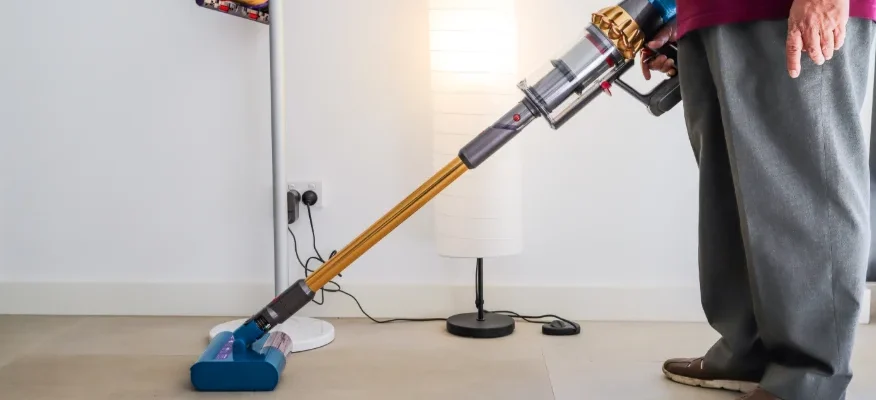 Dyson V15s Detect Submarine User Manual Dyson V15s Detect Submarine User Manual feat