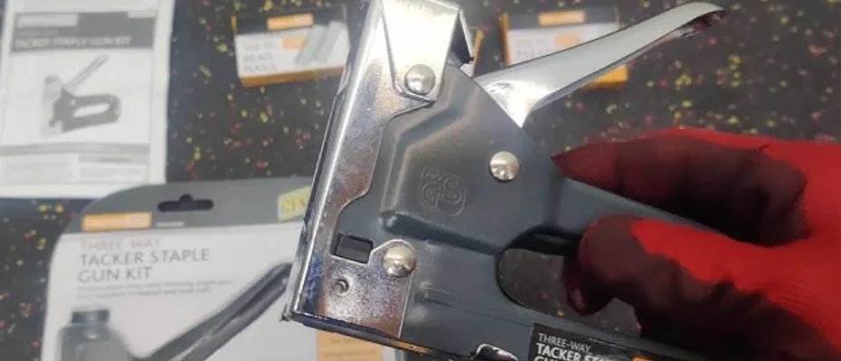 FastenPro 62992 Three-Way Tacker Staple Gun Kit User Guide FastenPro 62992 Three-Way Tacker Staple Gun Kit-featured