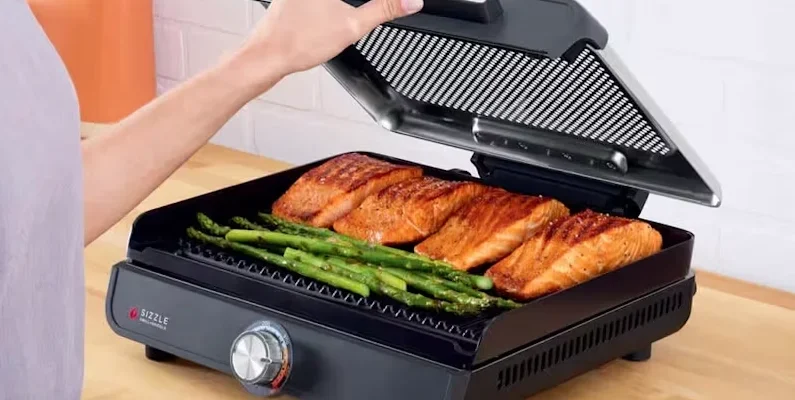 Ninja GR101 Griddle and Indoor Grill User Manual feat