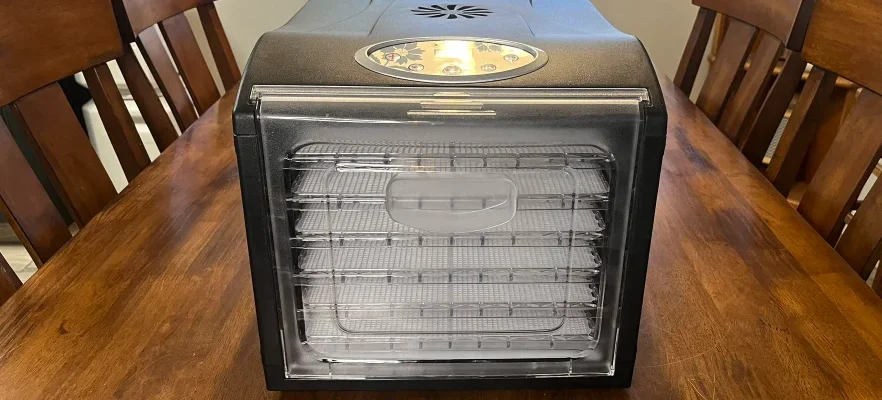 Samson Silent 6-Tray Dehydrator feat