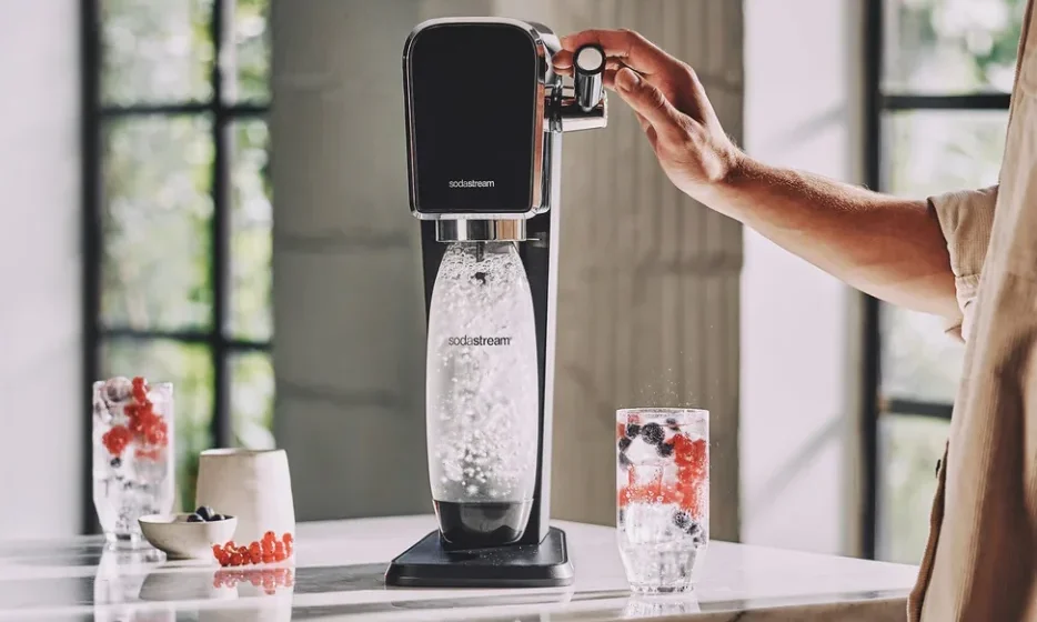 SodaStream ART Sparkling Water Maker-featured