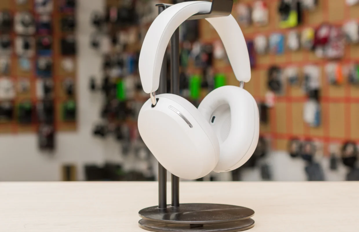 Sonos Ace Noise-Cancelling Wireless Over-Ear Headphones User Guide