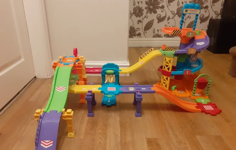 VTech Toot-Toot Drivers Parking Tower Instructions feat