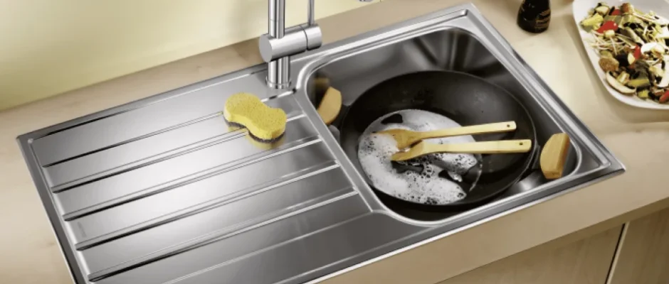 Wren Kitchens 500-1000 RVS Composite Sink-featured