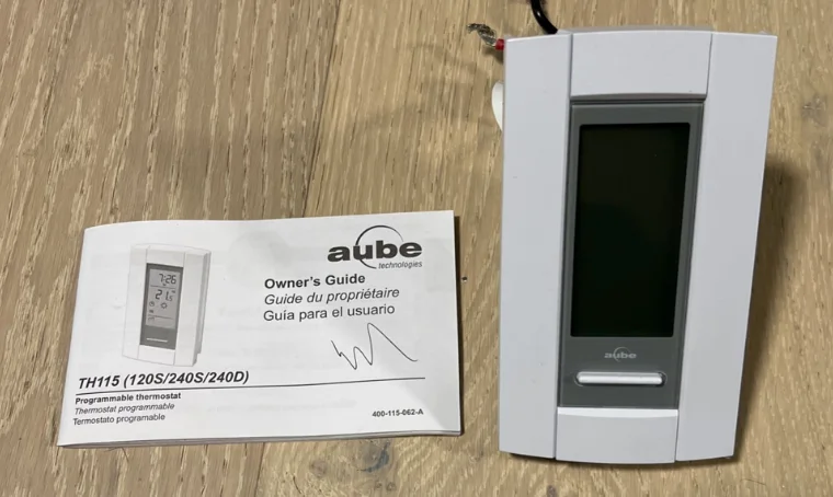 Aube Technologies TH115-AF-GA Programmable Thermostat User Manual Aube Technologies TH115-AF-GA Programmable Thermostat-featured