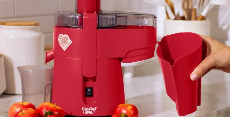 Bella So Yummy 17822 Mini Juicer feat