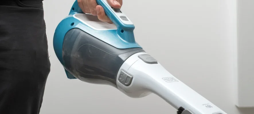 Black Decker Dustbuster Cordless Handheld Vacuum feat