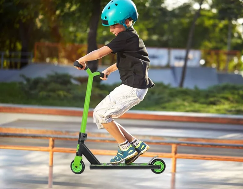 Fanttik C100 Pro Electric Scooter for Kids User Manual