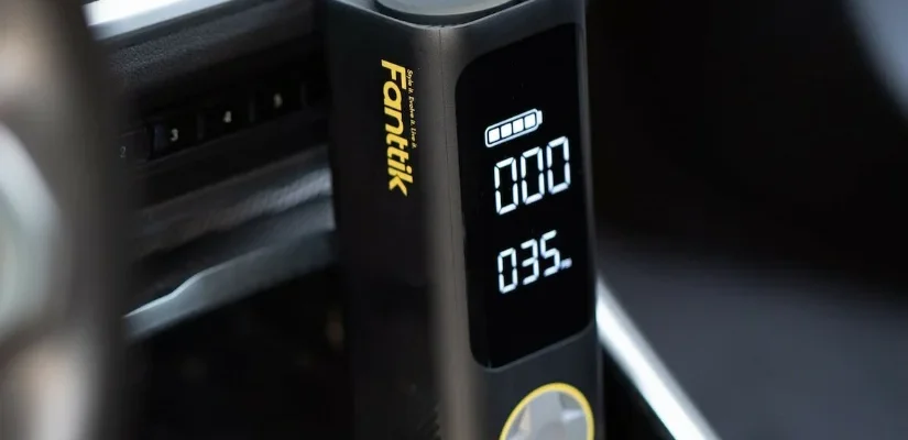 Fanttik X9 APEX Portable Air Compressor feat