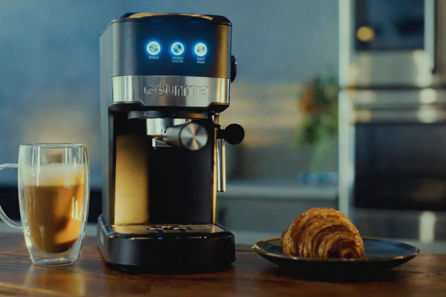 Gourmia GCM4225 15-Bar Espresso Maker User Manual