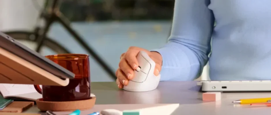 Logitech Lift Vertical Ergonomic Mouse-fi