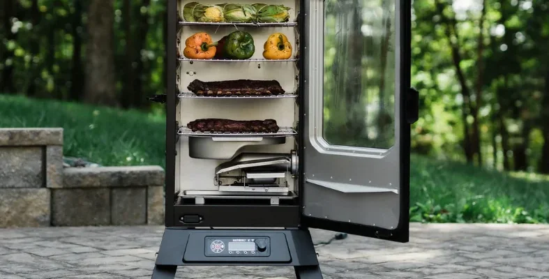 Masterbuilt 20076414 30-inch Electric Smoker Grill feat