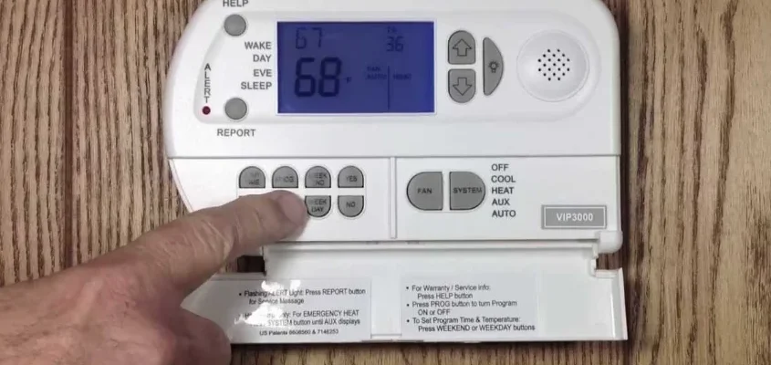 SmartWay Solutions VT3000 Talking Thermostat feat