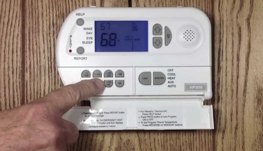 SmartWay Solutions VT3000 Talking Thermostat feat