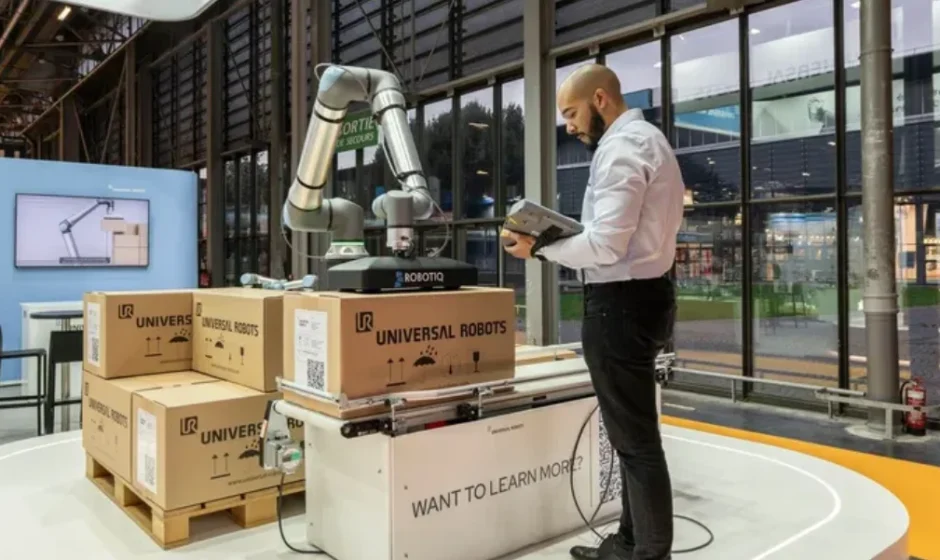 Universal Robots UR18 Heavy-Duty Collaborative Robot- fi