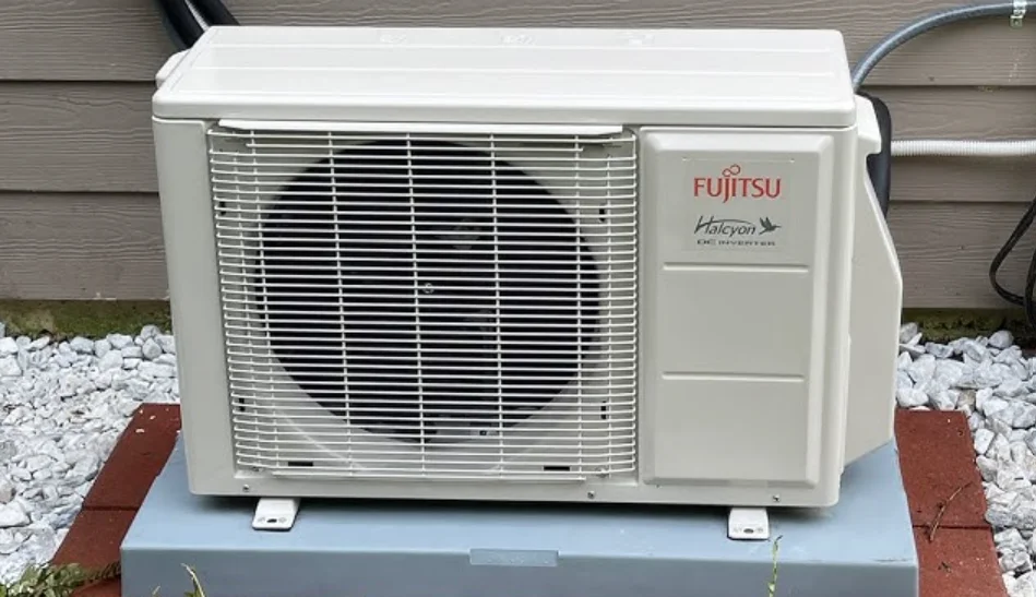 Fujitsu AOU24RLXFZ Outdoor Unit Installation Manual
