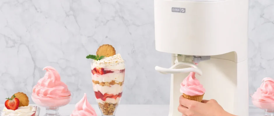 Dash DSSIM100 Soft Serve Ice Cream Machine feat