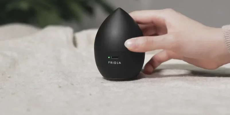 Fridja F40 Premium Fabric Shaver User Manual Fridja F40 Premium Fabric Shaver feat